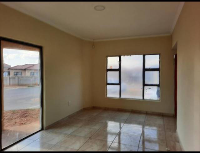 3 BEDROOM HOUSE FOR SALE IN VANDERBIJLPARK CE7